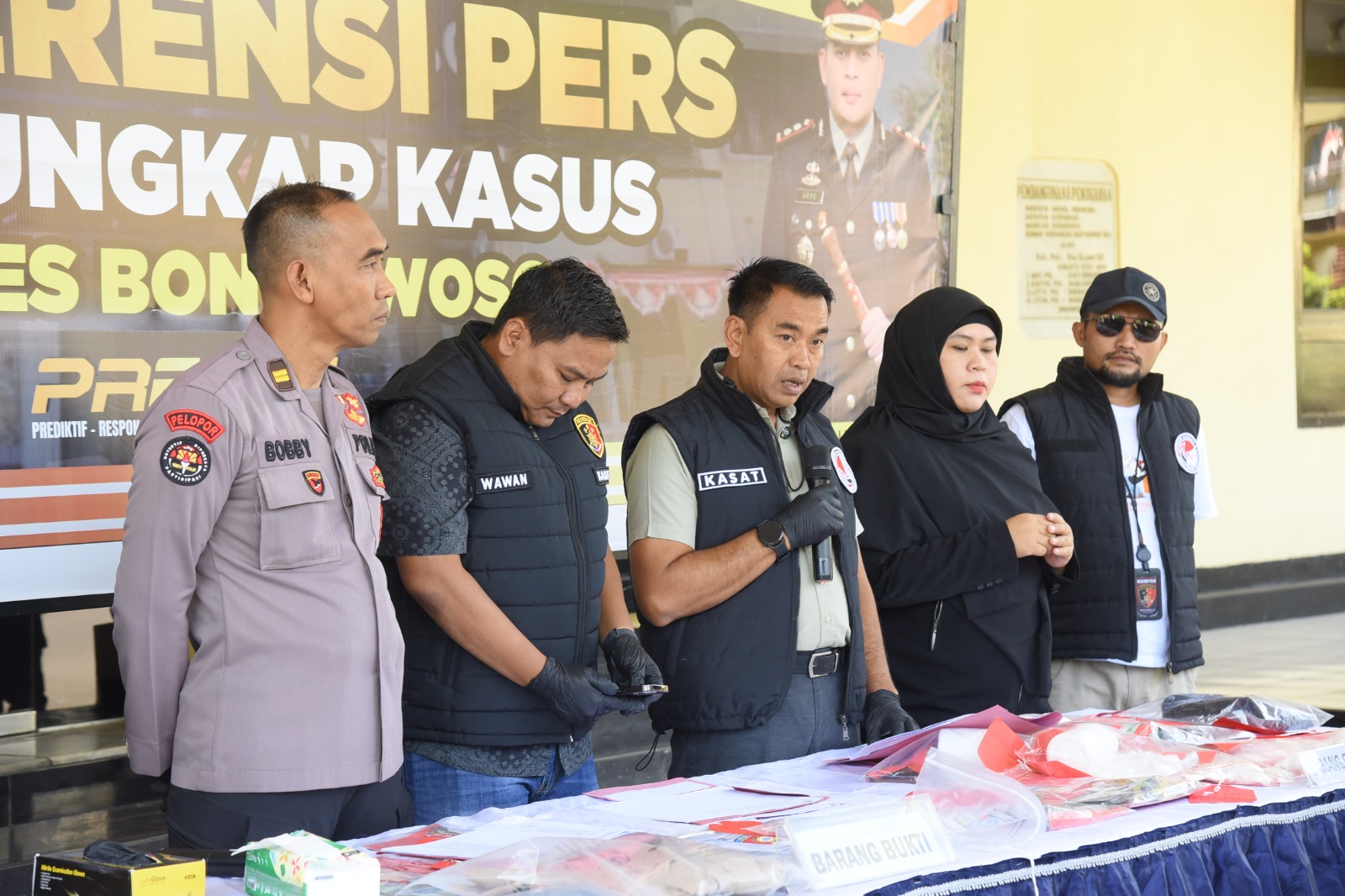 Kepala Satuan Reserse Narkoba Polres Bondowoso, AKP Deky Julkarnain, menjelaskan bahwa keberhasilan ini merupakan hasil pengembangan dari serangkaian penyelidikan intensif di sejumlah wilayah.