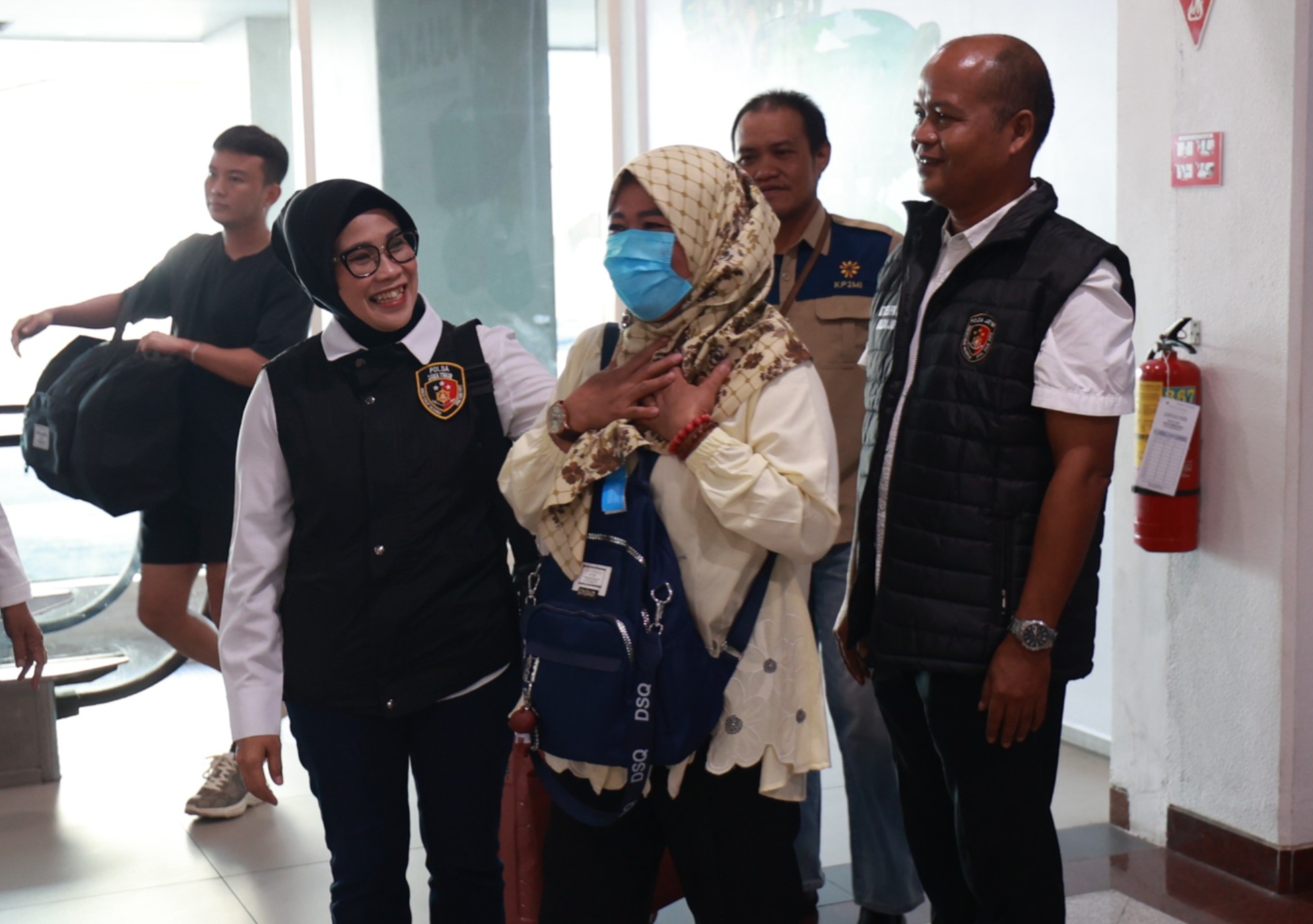 Keterangan Foto: PMI korban TPPO asal Malang saat dipulangkan dan mendapat pendampingan dari Polda Jatim.