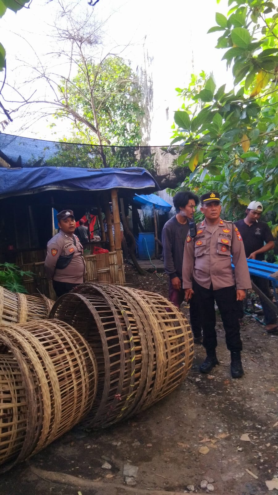Kapolsek Gedangan, Kompol A. Agung G.P.W., SH., M.A.P., menegaskan bahwa pihak kepolisian akan terus merespons cepat setiap laporan masyarakat, khususnya yang berkaitan dengan penyakit masyarakat seperti perjudian