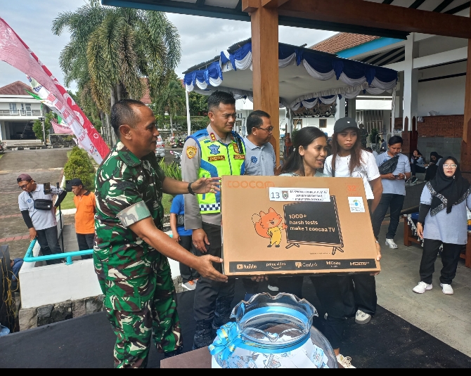 Bupati Boyolali ajak buruh dan pengusaha perkuat kemitraan saat peringatan May Day 2026.