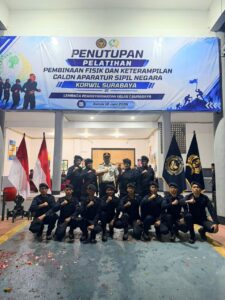 Ket Foto : Tempa Integritas, 62 CPNS Pemasyarakatan Korwil Surabaya Jalani Pembaretan