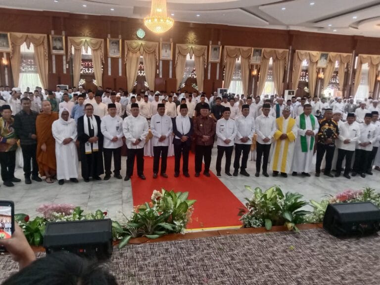 Menag Nasaruddin Ungkap Kerukunan Antarumat Jadi Fondasi Kemajuan Kalimantan Selatan