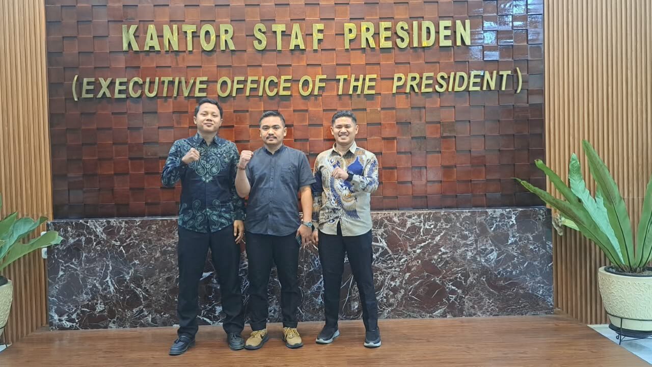 Mahasiswa Dairi Datangi Istana Presiden, Desak Investigasi Kondisi Kesehatan Bupati dan Dampaknya pada Pelayanan Publik